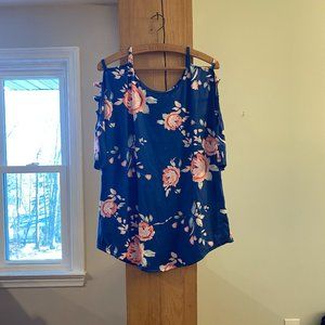 Comfortable floral DreagaL shirt